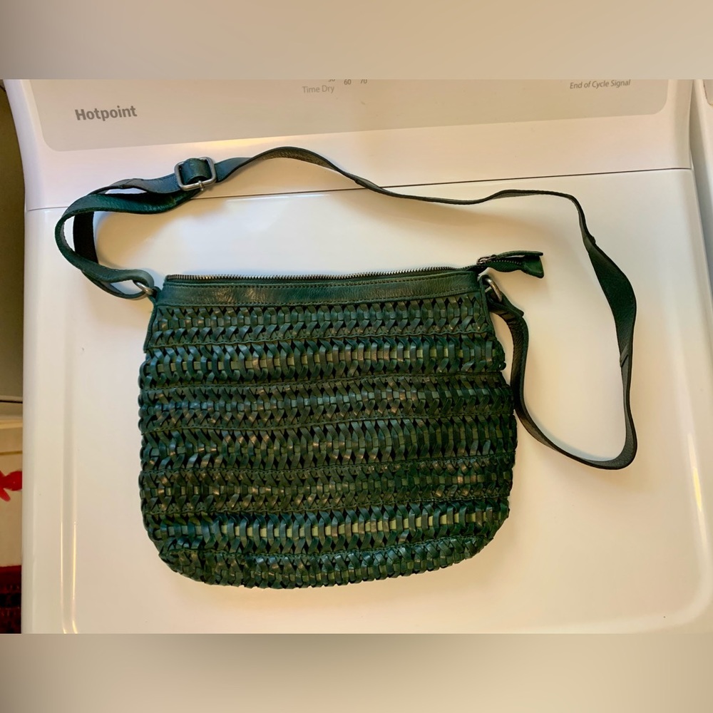Vilenca Holland Blue/Green Leather Crossbody Purse
